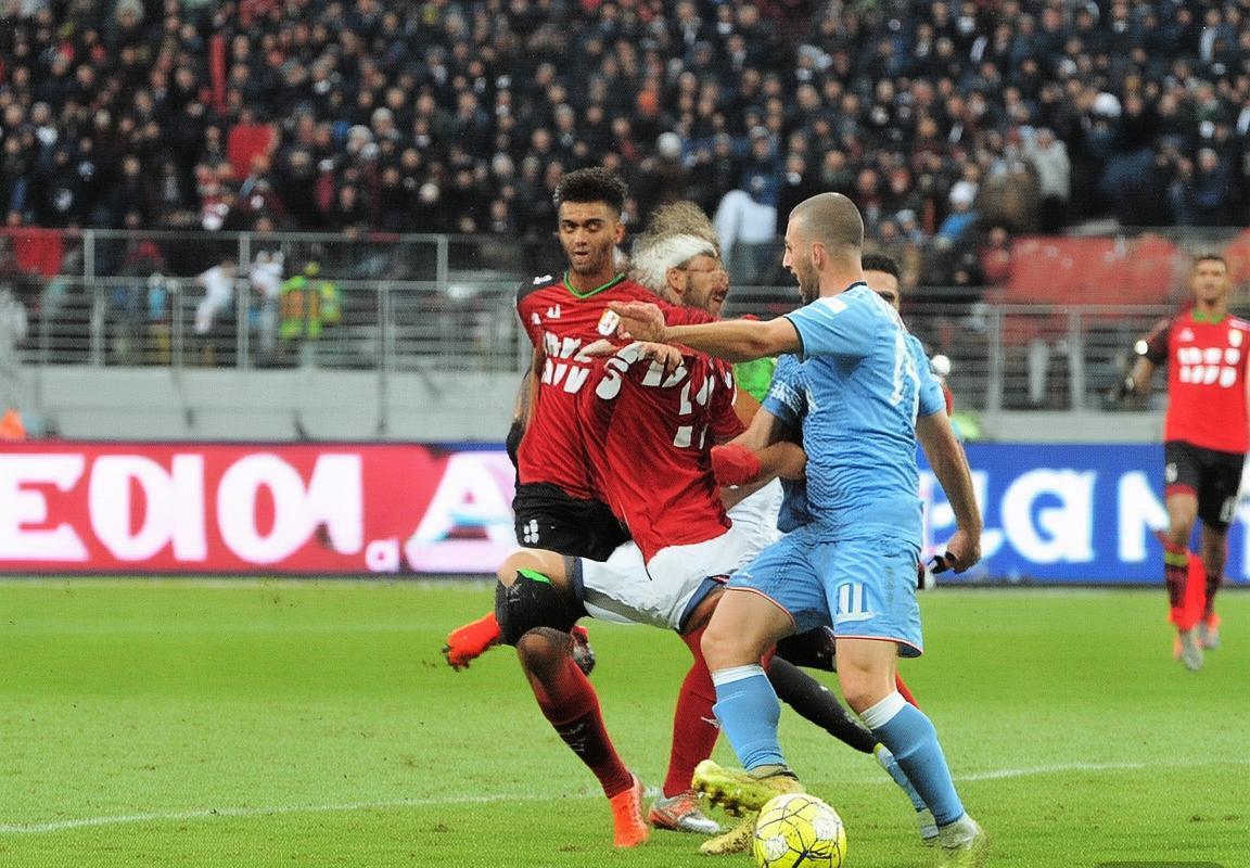 2017意甲经典对决:热那亚VS拉齐奥激战火花